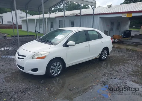 2007 Toyota Yaris z USA, uszkodzony, nr VIN JTDBT923X71048735